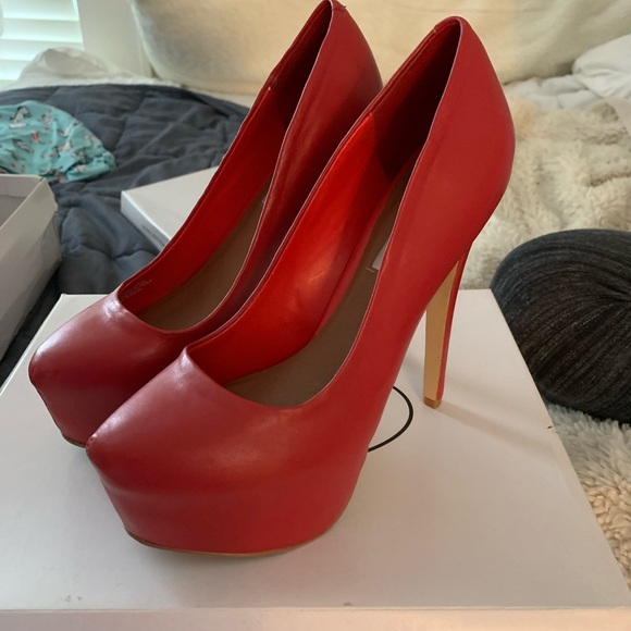 Red Steve Madden Heels - Picture 2 of 6